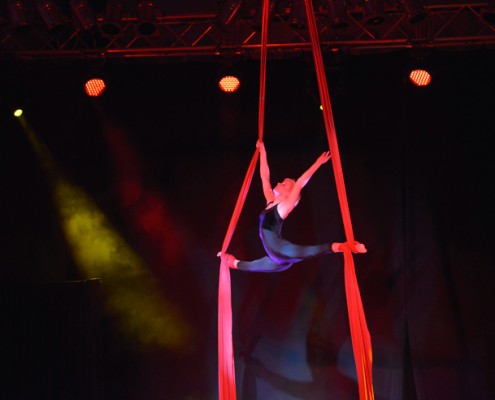 Tages-Event für Mitarbeiter mit spektakulärer Varietéshow